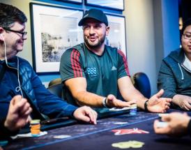 888poker se sienta con El Amolador